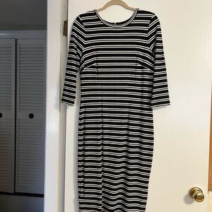 Black and White Jersey Striped Midi-Dress